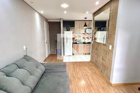 Sala de apartamento à venda com 2 quartos, 47m² em Jardim Bela Vista, Guarulhos