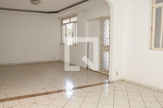 Sala  de casa à venda com 3 quartos, 432m² em Setor Aeroporto, Goiânia