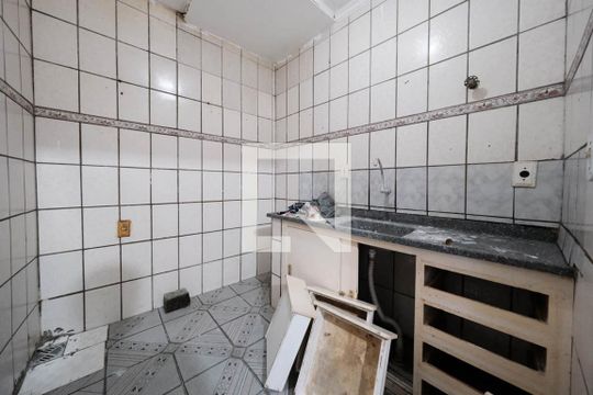 Sala/Cozinha de casa à venda com 5 quartos, 244m² em Parque Cisper, São Paulo