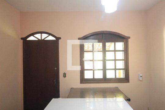 Casa à venda com 3 quartos, 170m² em São João Batista, Belo Horizonte