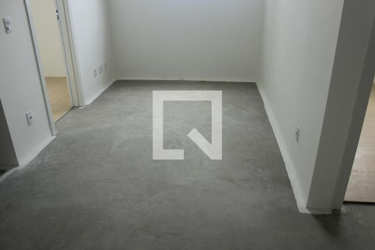 Apartamento à venda com 2 quartos, 34m² em Centro, Guarulhos