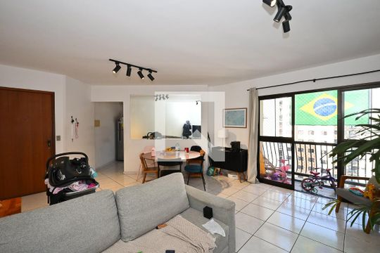 Sala de apartamento à venda com 2 quartos, 68m² em Jardim Henriqueta, Taboão da Serra