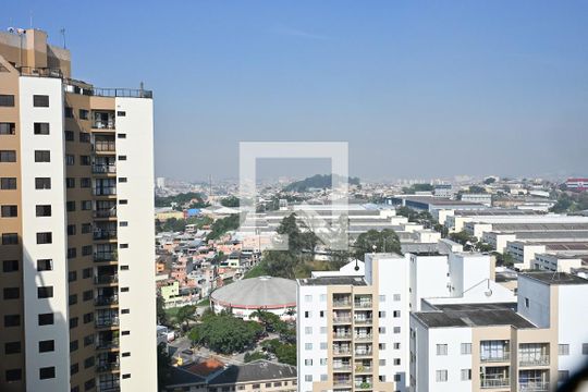 Vista de apartamento à venda com 2 quartos, 68m² em Jardim Henriqueta, Taboão da Serra