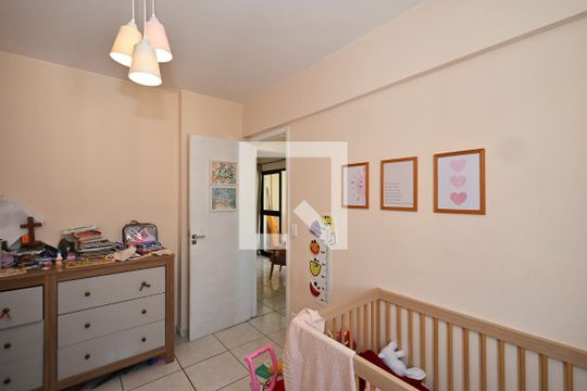 Quarto 1 de apartamento à venda com 2 quartos, 68m² em Jardim Henriqueta, Taboão da Serra