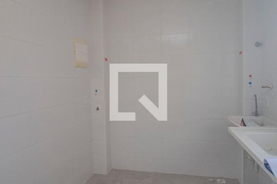 Cozinha/Area de serviço de apartamento para alugar com 2 quartos, 40m² em Cavalhada, Porto Alegre