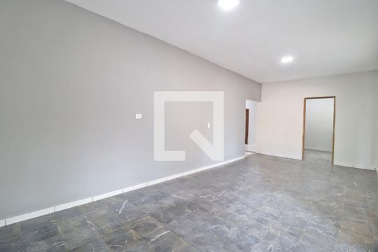 Sala de casa para alugar com 5 quartos, 300m² em Chácaras Panorama, Uberlândia