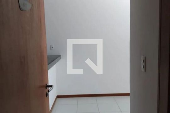 Entrada de apartamento para alugar com 1 quarto, 51m² em Caminho das Árvores, Salvador