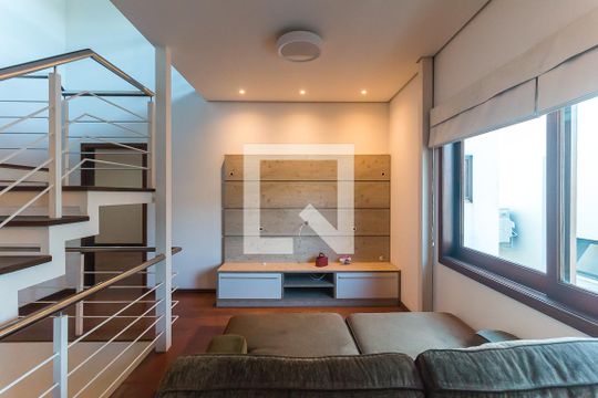 Sala 2 de casa de condomínio para alugar com 3 quartos, 270m² em Vila Oliveira, Mogi das Cruzes