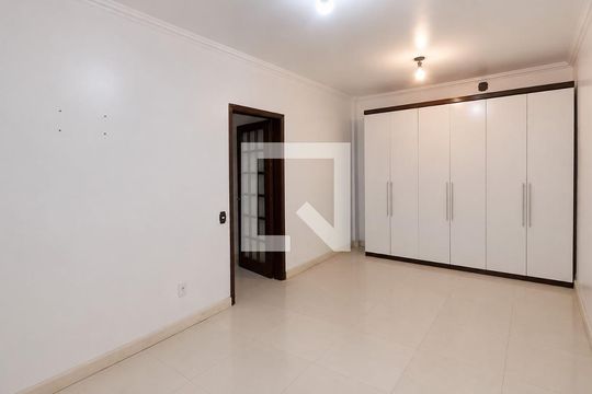 Quarto 2 de casa para alugar com 5 quartos, 540m² em Partenon, Porto Alegre