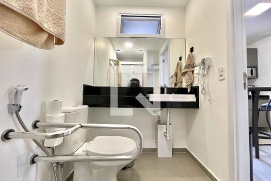 Banheiro de kitnet/studio à venda com 1 quarto, 32m² em Vila da Saúde, São Paulo