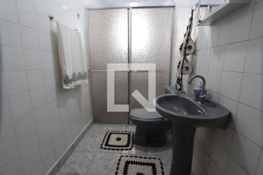 Banheiro de casa à venda com 2 quartos, 120m² em Chácara Belenzinho, São Paulo