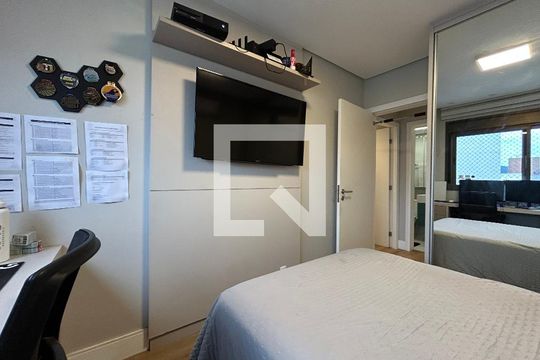 Quarto 1 de apartamento para alugar com 4 quartos, 260m² em Agronômica, Florianópolis