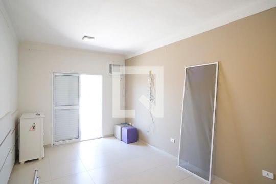 Suíte 1 de casa para alugar com 3 quartos, 273m² em Olímpico, São Caetano do Sul