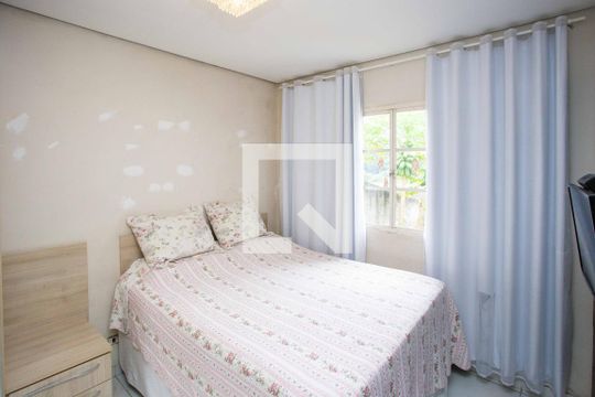 Quarto 1 de casa à venda com 3 quartos, 450m² em Eldorado, Diadema