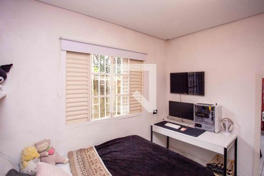 Quarto 2 de casa à venda com 3 quartos, 450m² em Eldorado, Diadema