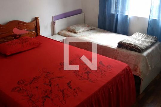 Quarto 8 de casa para alugar com 4 quartos, 250m² em Vila Santana, Valinhos