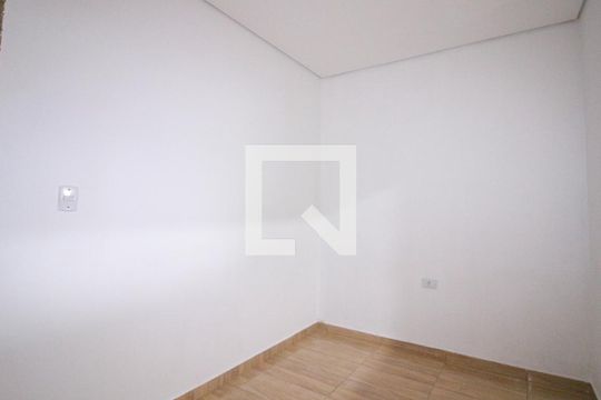 Casa para alugar com 2 quartos, 110m² em Parque Sao Rafael, São Paulo