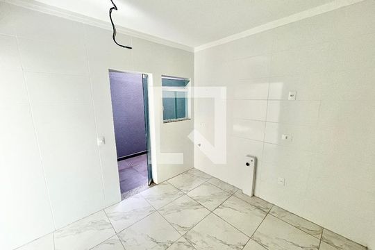 Cozinha de casa de condomínio à venda com 3 quartos, 124m² em Jardim Santa Ines, São Paulo