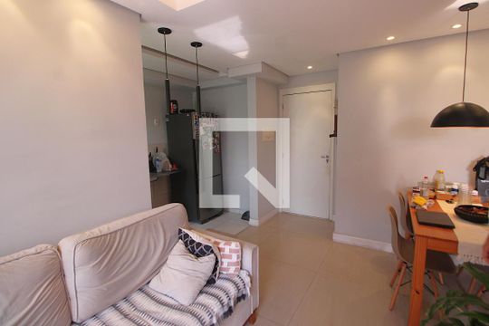 Sala de apartamento à venda com 2 quartos, 49m² em Del Castilho, Rio de Janeiro