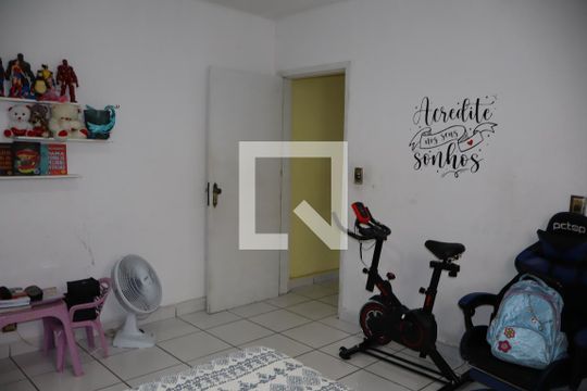 Quarto 1 de casa à venda com 3 quartos, 130m² em Vila Nova Utinga, São Paulo