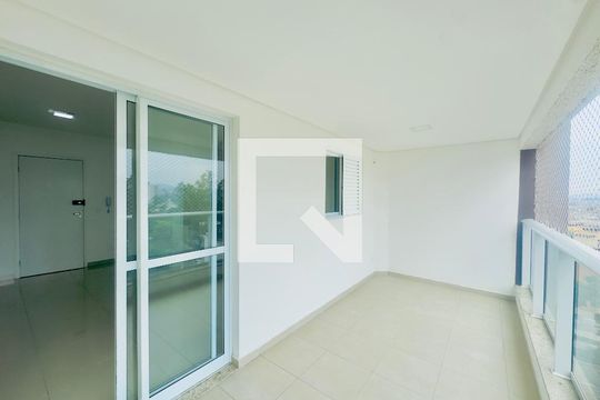 Varanda da Sala de kitnet/studio à venda com 1 quarto, 38m² em Vila Galvão, Guarulhos