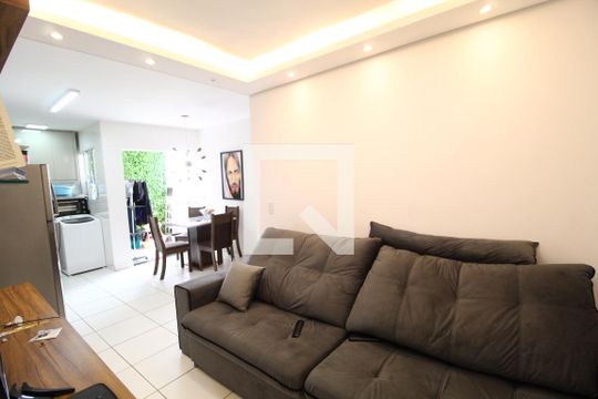 Apartamento para alugar com 2 quartos, 60m² em Granada, Uberlândia