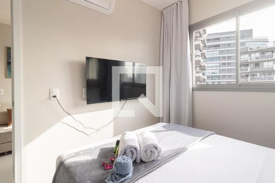 Quarto Suíte de apartamento para alugar com 1 quarto, 26m² em Vila Nova Conceição, São Paulo