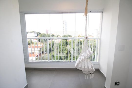 Sala / Cozinha de apartamento à venda com 2 quartos, 42m² em Vila Guaca, São Paulo