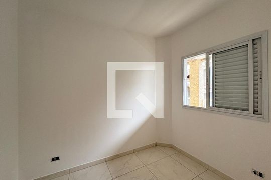 Quarto 1 de apartamento para alugar com 2 quartos, 60m² em Jardim Mangalot, São Paulo