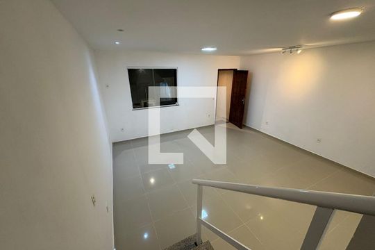 Sala de casa de condomínio para alugar com 3 quartos, 180m² em Guaratiba, Rio de Janeiro