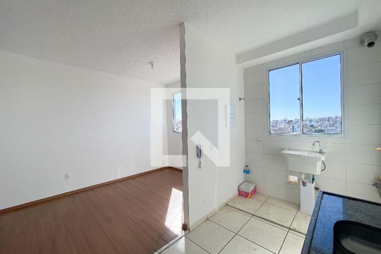 Apartamento à venda com 2 quartos, 53m² em Riacho das Pedras, Contagem