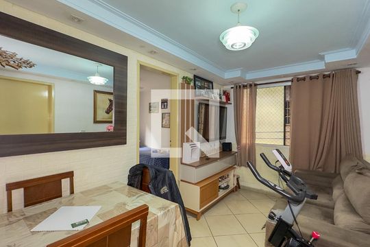 Sala de apartamento à venda com 3 quartos, 50m² em Parque Santo Antônio, São Paulo