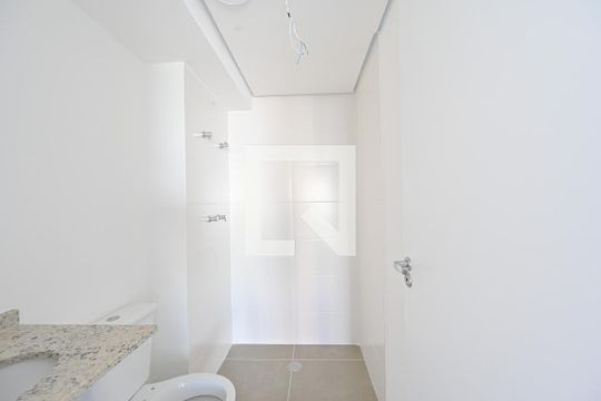Banheiro Social de kitnet/studio à venda com 1 quarto, 23m² em Vila Clementino, São Paulo