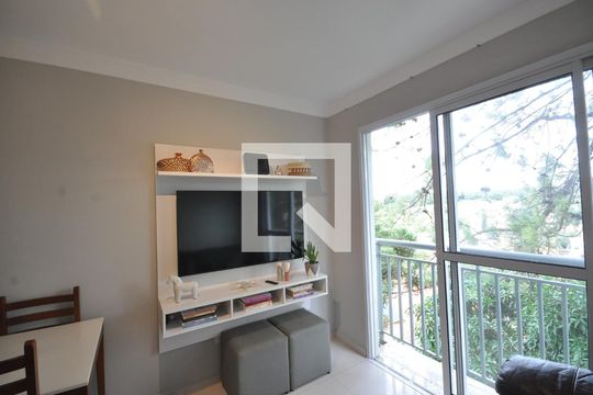 Sala de apartamento à venda com 2 quartos, 52m² em Vila Irmaos Arnoni, São Paulo