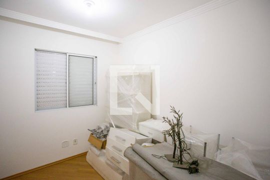 Quarto 2 de apartamento à venda com 2 quartos, 44m² em Canhema, Diadema