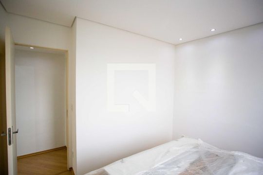 Quarto 1 de apartamento à venda com 2 quartos, 44m² em Canhema, Diadema