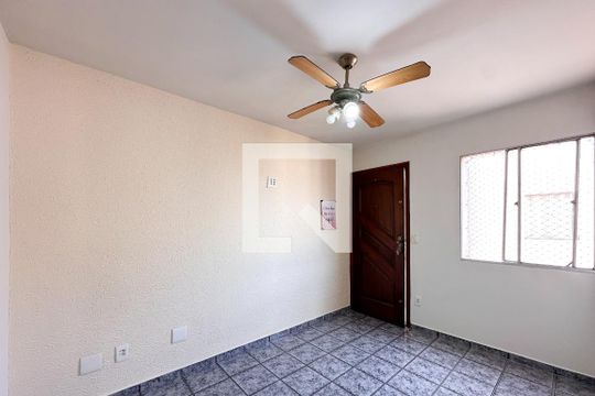 Sala de apartamento à venda com 2 quartos, 65m² em Chácara Sergipe, São Bernardo do Campo