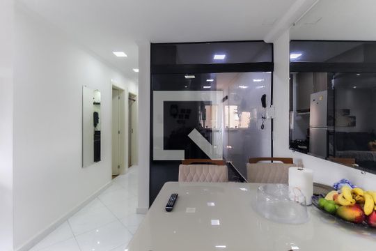 Sala de apartamento à venda com 2 quartos, 52m² em Jardim Santo Antonio, São Paulo