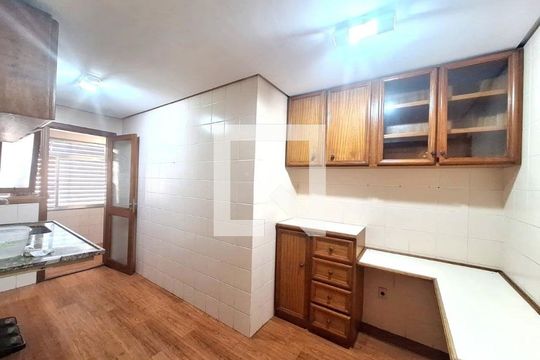 Sala de apartamento para alugar com 3 quartos, 114m² em Centro Histórico, Porto Alegre