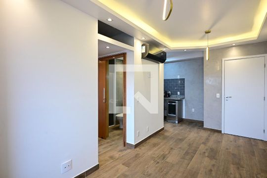 Sala de apartamento para alugar com 2 quartos, 55m² em Vila Progredior, São Paulo