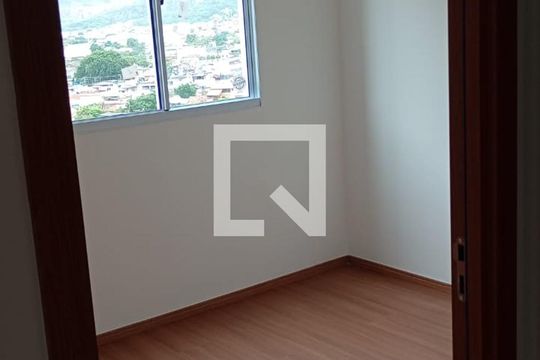 Quarto de apartamento à venda com 2 quartos, 42m² em Del Castilho, Rio de Janeiro