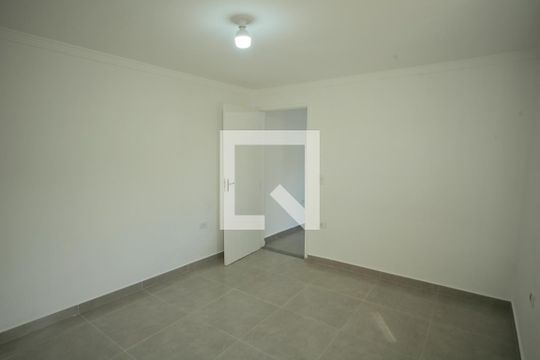 Casa para alugar com 2 quartos, 60m² em Baeta Neves, São Bernardo do Campo