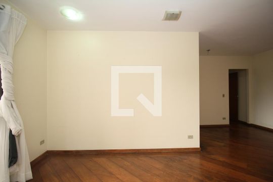 Sala de apartamento para alugar com 5 quartos, 130m² em Vila Sonia, São Paulo