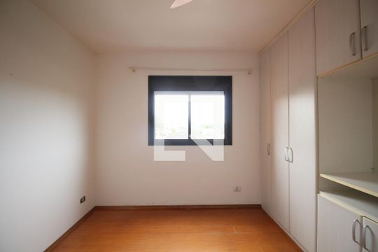Suíte 1 de apartamento para alugar com 5 quartos, 130m² em Vila Sonia, São Paulo