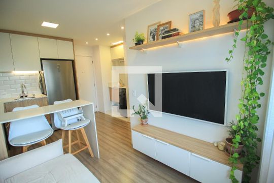 Apartamento para alugar com 2 quartos, 37m² em Quarta Parada, São Paulo