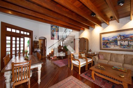 SALA de casa à venda com 5 quartos, 350m² em Belvedere, Belo Horizonte