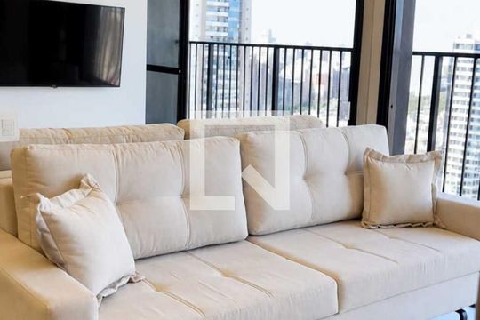 Sala de apartamento para alugar com 2 quartos, 55m² em Setor Bueno, Goiânia