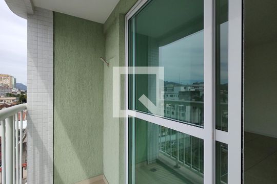 Varanda  de apartamento para alugar com 2 quartos, 65m² em Taquara, Rio de Janeiro