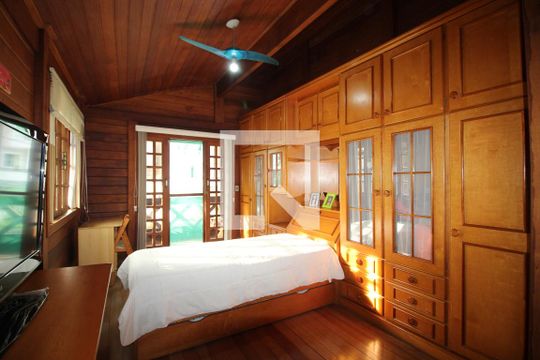 Quarto 1 de casa à venda com 4 quartos, 320m² em Jacarepaguá, Rio de Janeiro