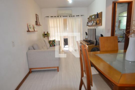 Apartamento à venda com 2 quartos, 55m² em Jardim Sulacap, Rio de Janeiro